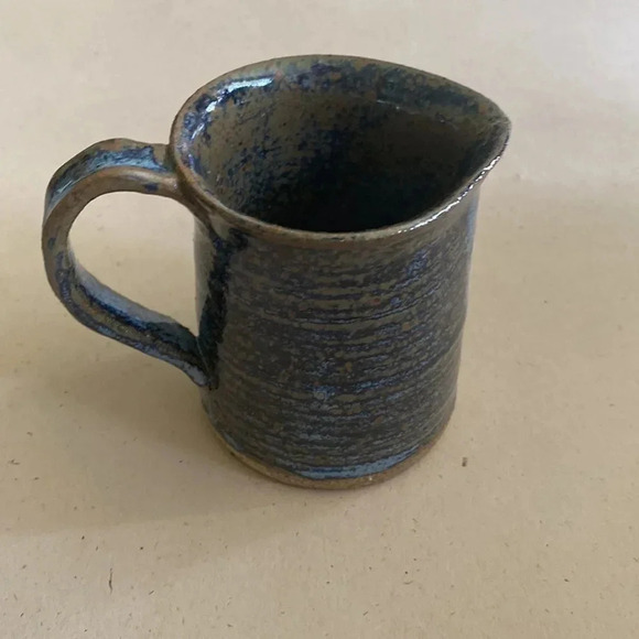 Ceramic creamer blue glaze no chips or nicks - Picture 3 of 8